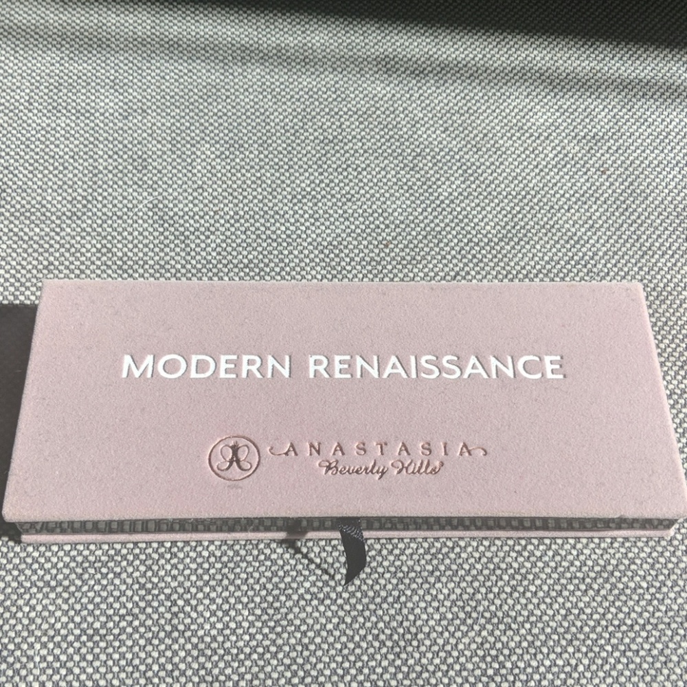 Anastasia Beverly Hills Modern Renaissance pallet